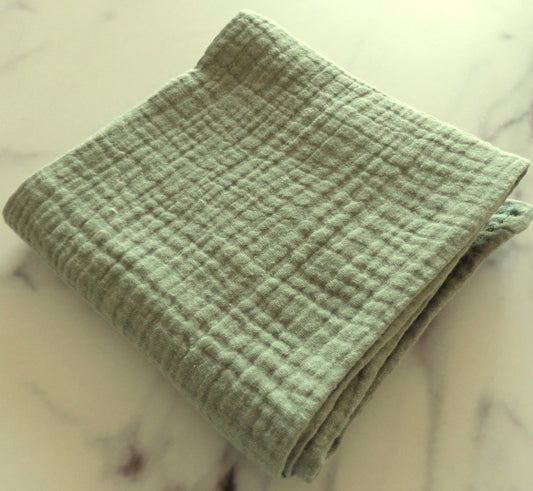 CHARLIE - Le lange indispensable | vert sauge