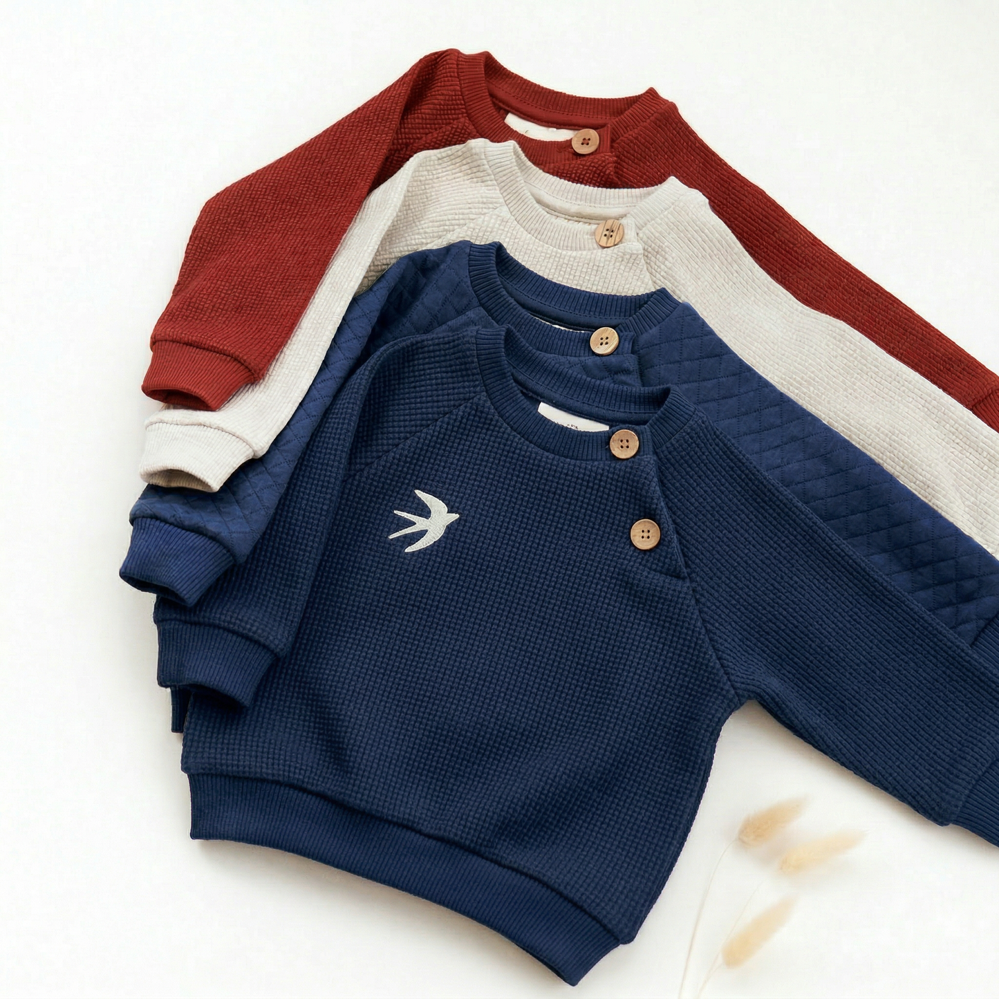 Le Pull LOU : élégance mixte et anti-froid intégré