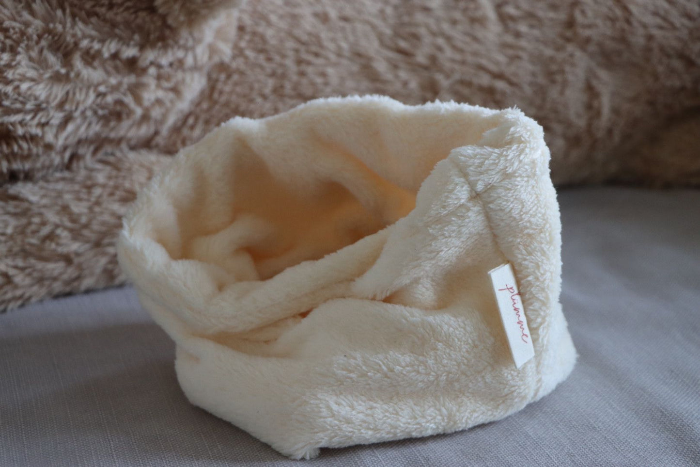 SAM - Le Cache Cou | Blanc Maille de Peluche