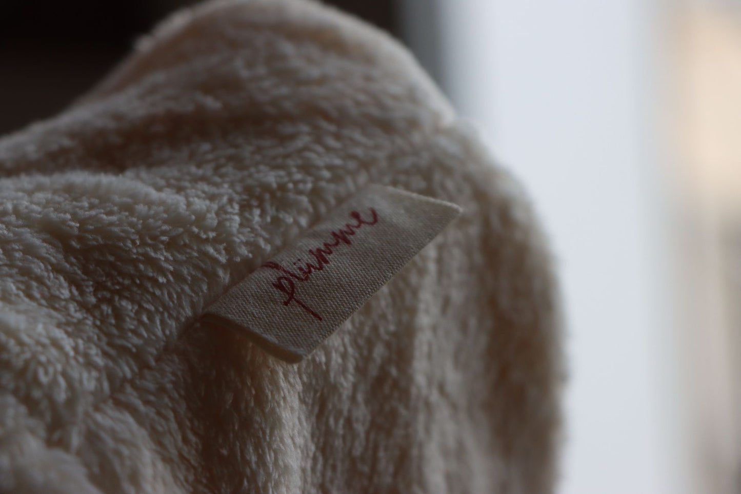 SAM - Le Cache Cou | Blanc Maille de Peluche